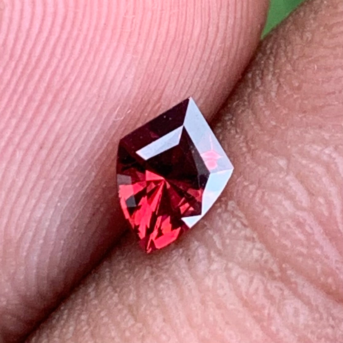 Red Garnet Shield 0.35 Ct Natural Loose Gemstone For Jewelry Making 💎✨