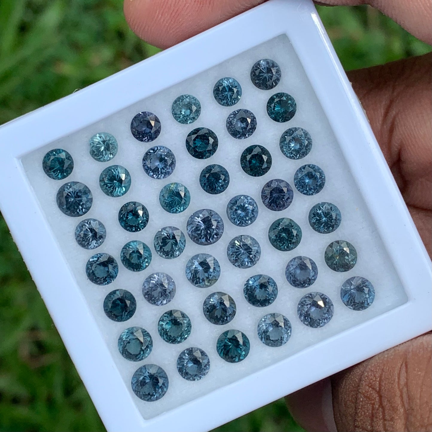Teal Blue Spinel Round Loose Gem Parcel of 18.75 Ct / 43 Natural Gemstones