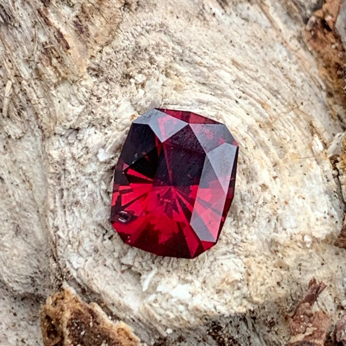 Red Garnet Modified Octagon 1.97 Ct Natural Loose Gemstone For Jewelry Making 💎✨