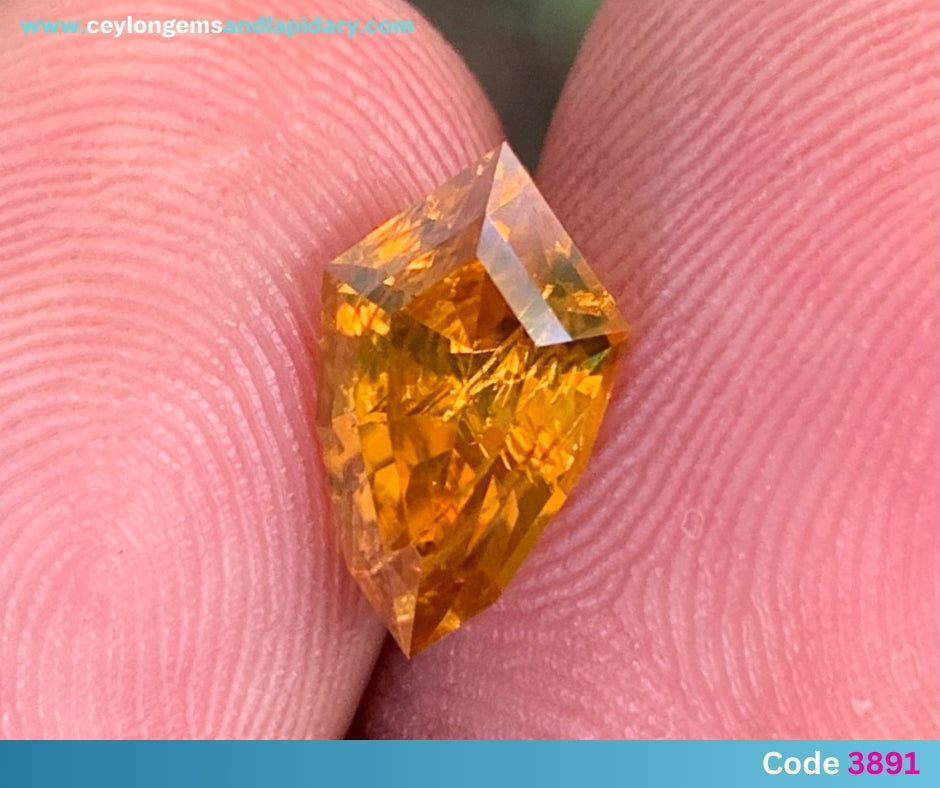 ✨ Orange Zircon Shield 2.86 Ct Natural Loose Gemstone 💎