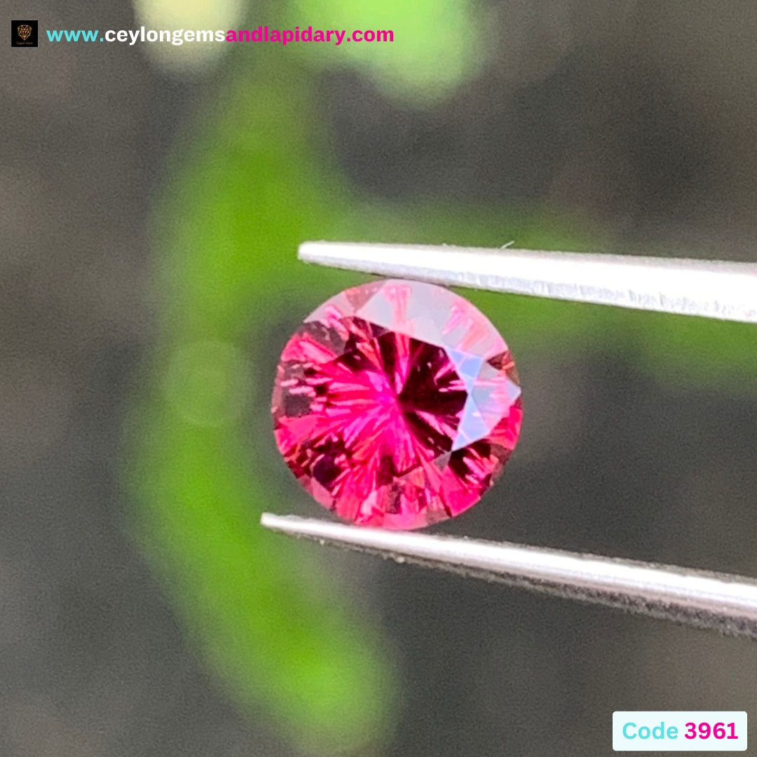 Red Garnet Fantasy Cut / Concave Cut 5 mm Round 0.63 Ct Natural Loose Gemstone For Jewelry Making 💎✨