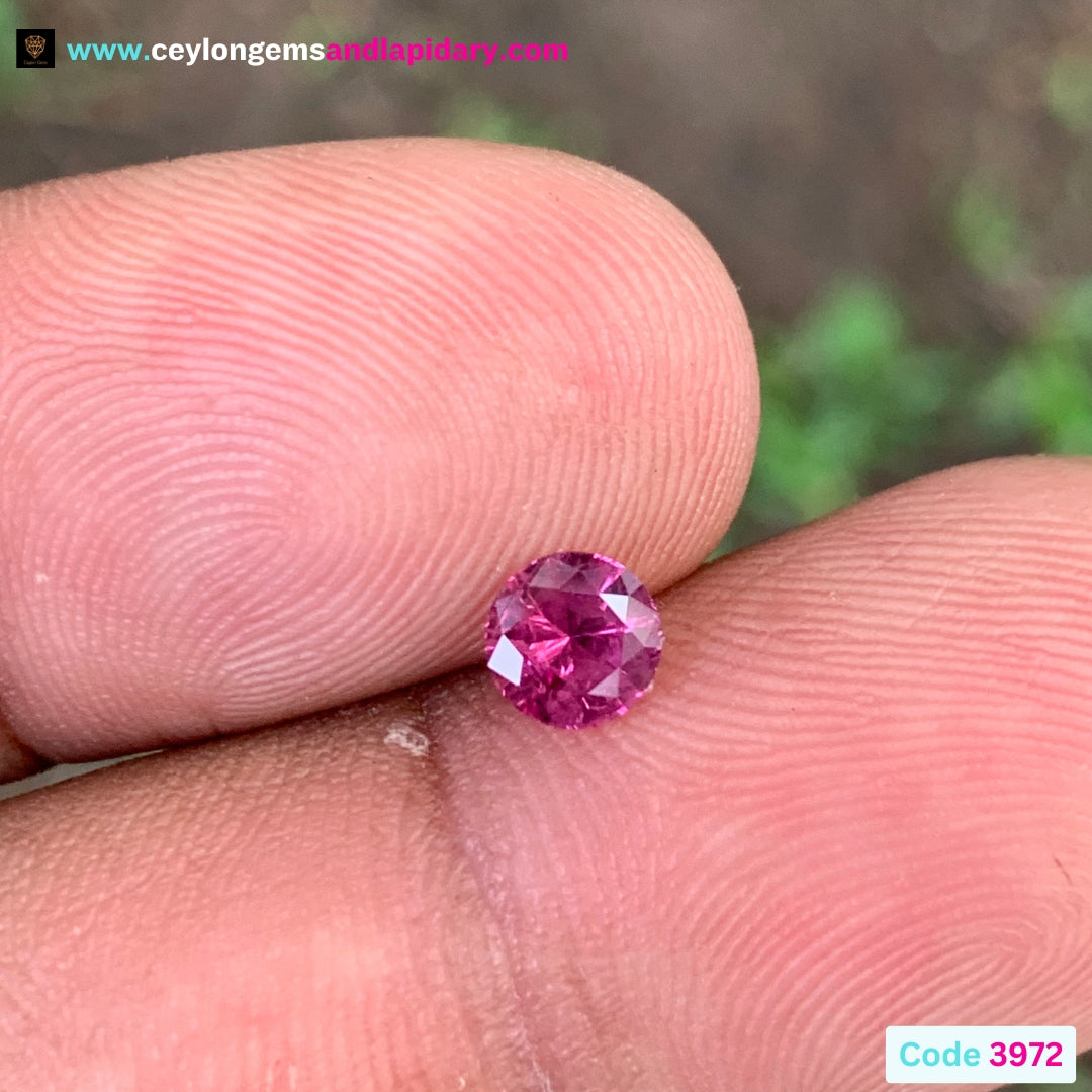 Purplish Pink Garnet Fantasy Cut / Concave Cut 0.61 Ct Natural Loose Gemstone For Jewelry Making 💎✨
