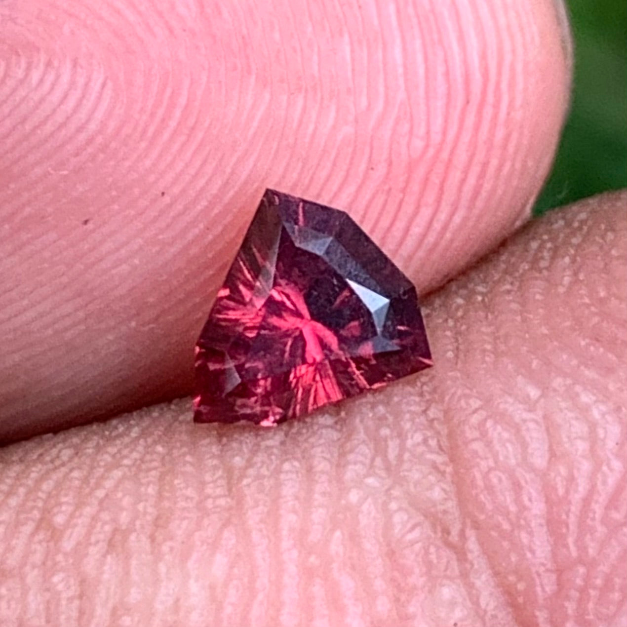 Red Garnet Fantasy / Concave Cut Fancy Shield 0.47 Ct Natural Loose Gemstone For Jewelry Making 💎✨