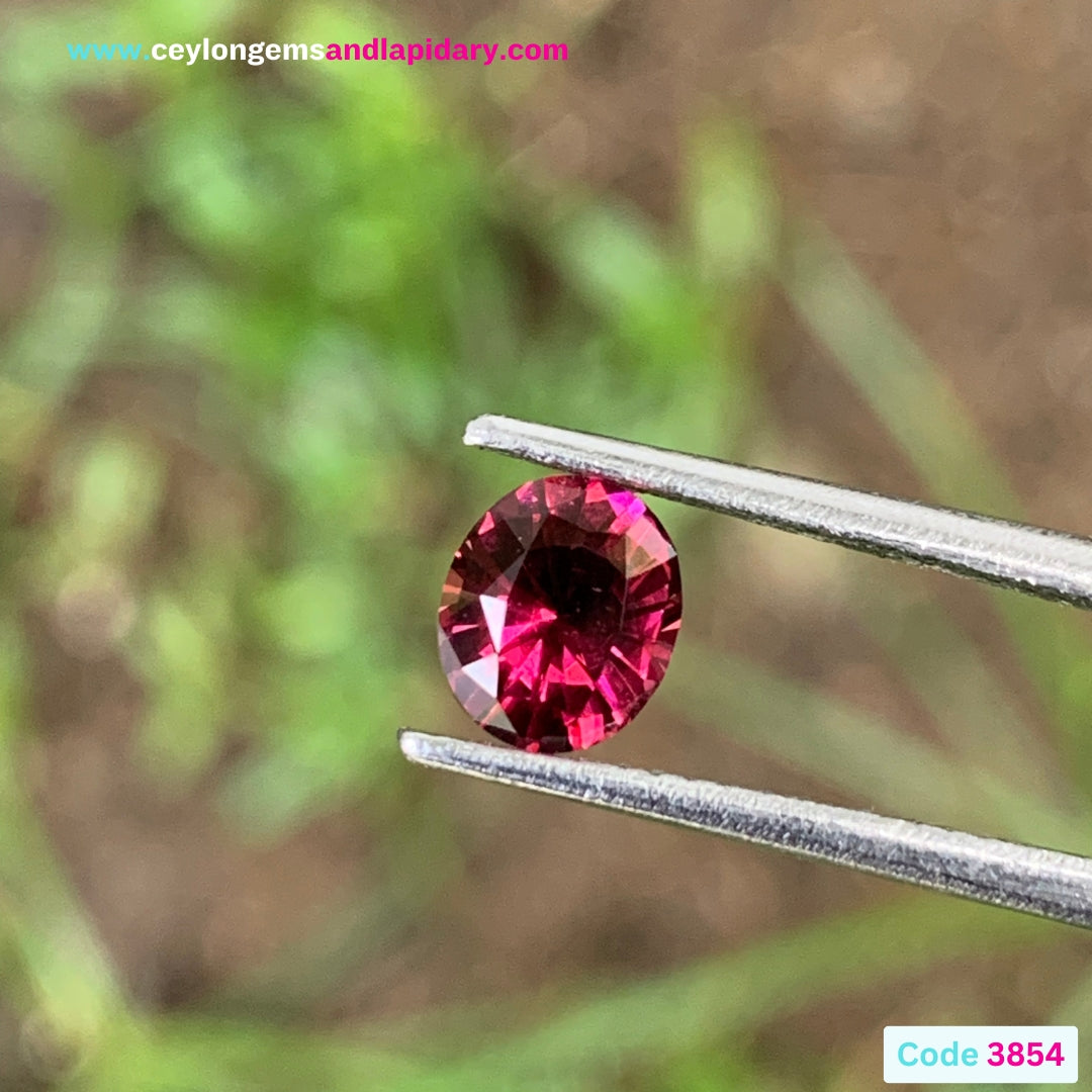 Red Garnet Oval 0.93 Ct Natural Loose Gemstone from Sri Lanka 💎✨