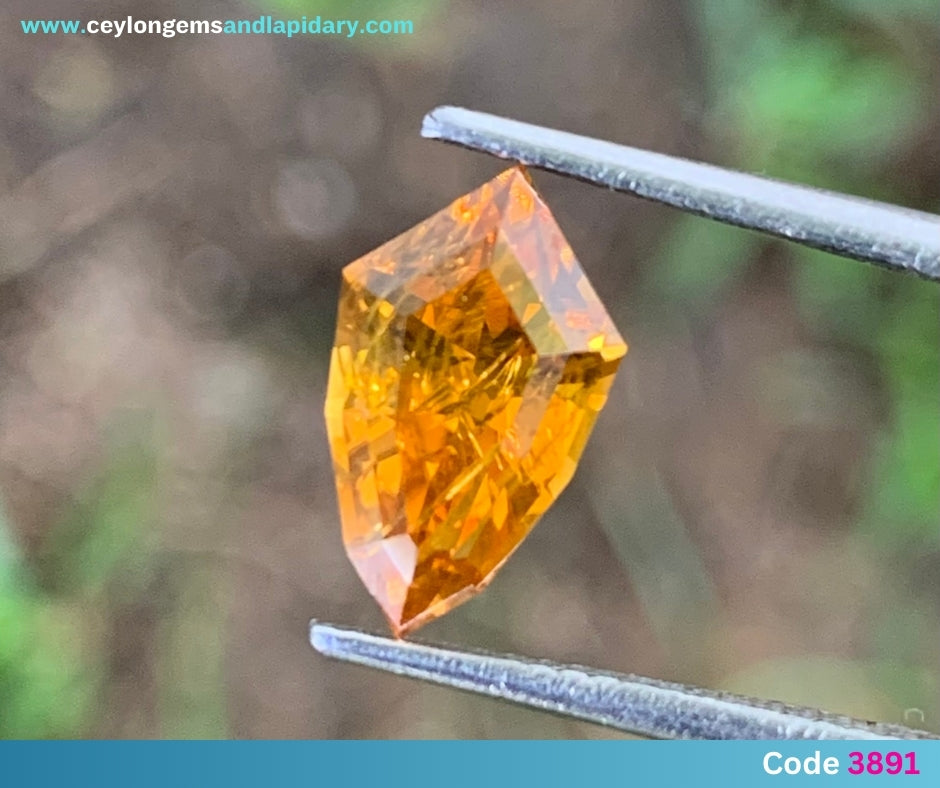 ✨ Orange Zircon Shield 2.86 Ct Natural Loose Gemstone 💎