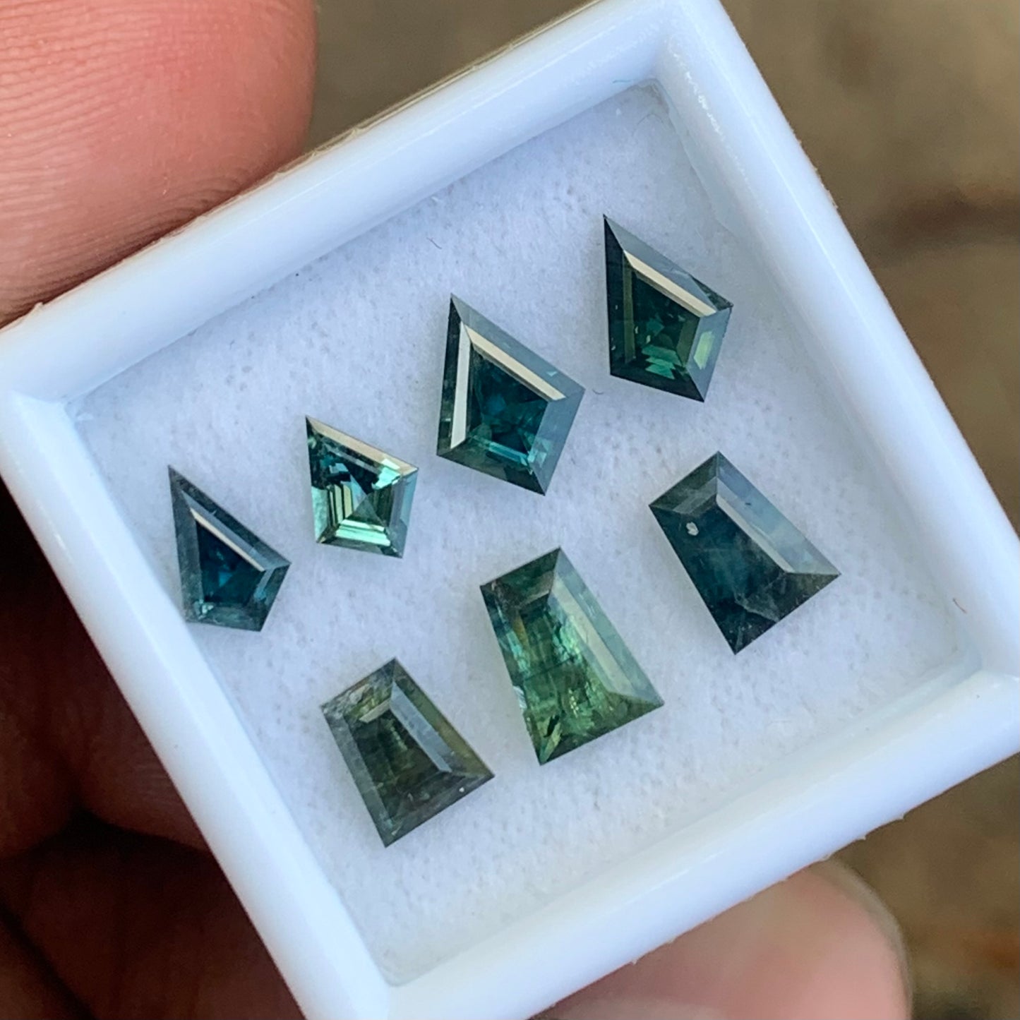 Unheated Sapphire Green Sapphire Kite & Tapered Baguette 3.56 Ct / 7 Natural Loose Gemstone Parcel