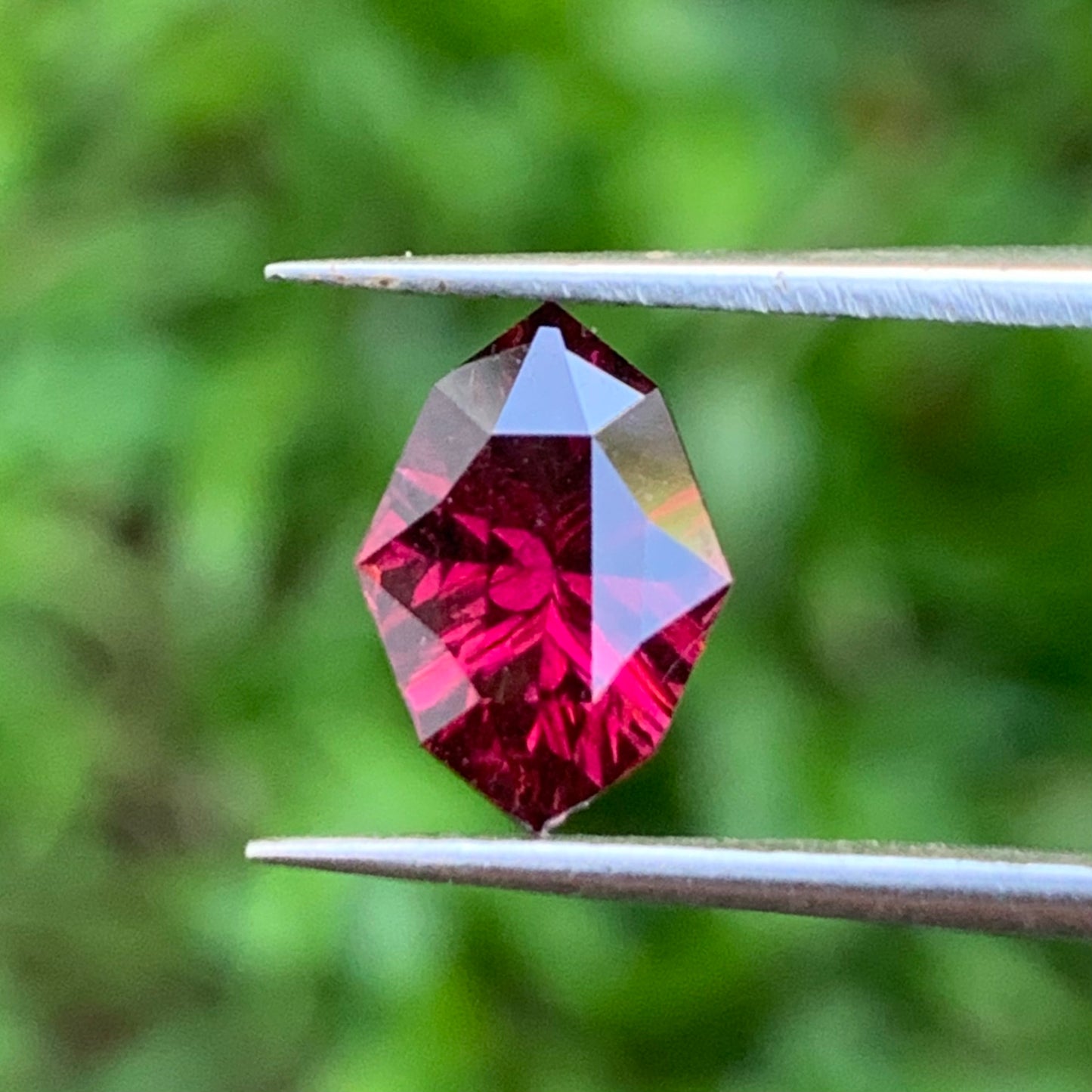 Red Garnet Fantasy / Concave Cut Modified Marquise 1.63 Ct Natural Loose Gemstone For Jewelry Making 💎✨