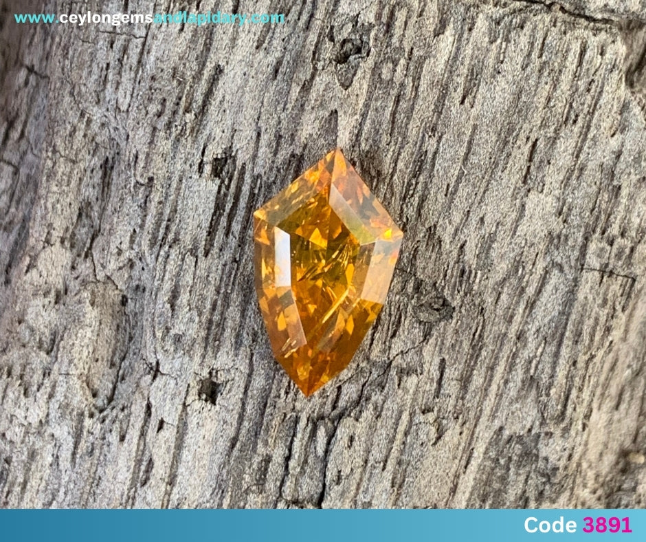 ✨ Orange Zircon Shield 2.86 Ct Natural Loose Gemstone 💎