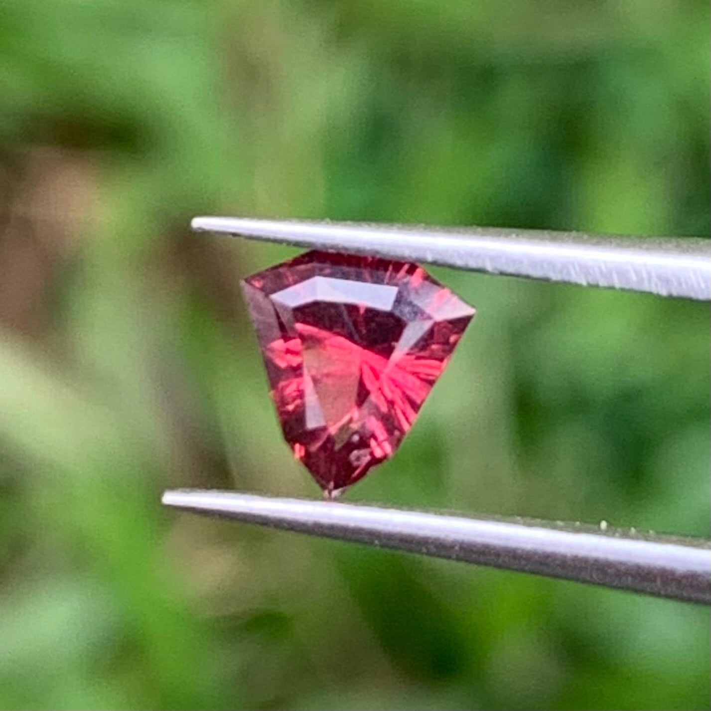 Red Garnet Fantasy / Concave Cut Fancy Shield 0.47 Ct Natural Loose Gemstone For Jewelry Making 💎✨