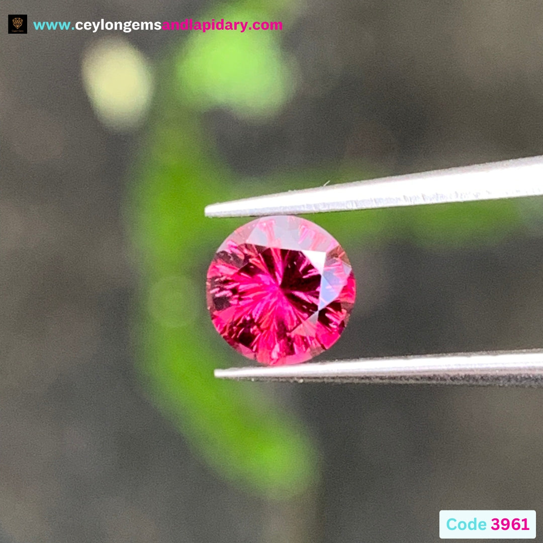 Red Garnet Fantasy Cut / Concave Cut 5 mm Round 0.63 Ct Natural Loose Gemstone For Jewelry Making 💎✨