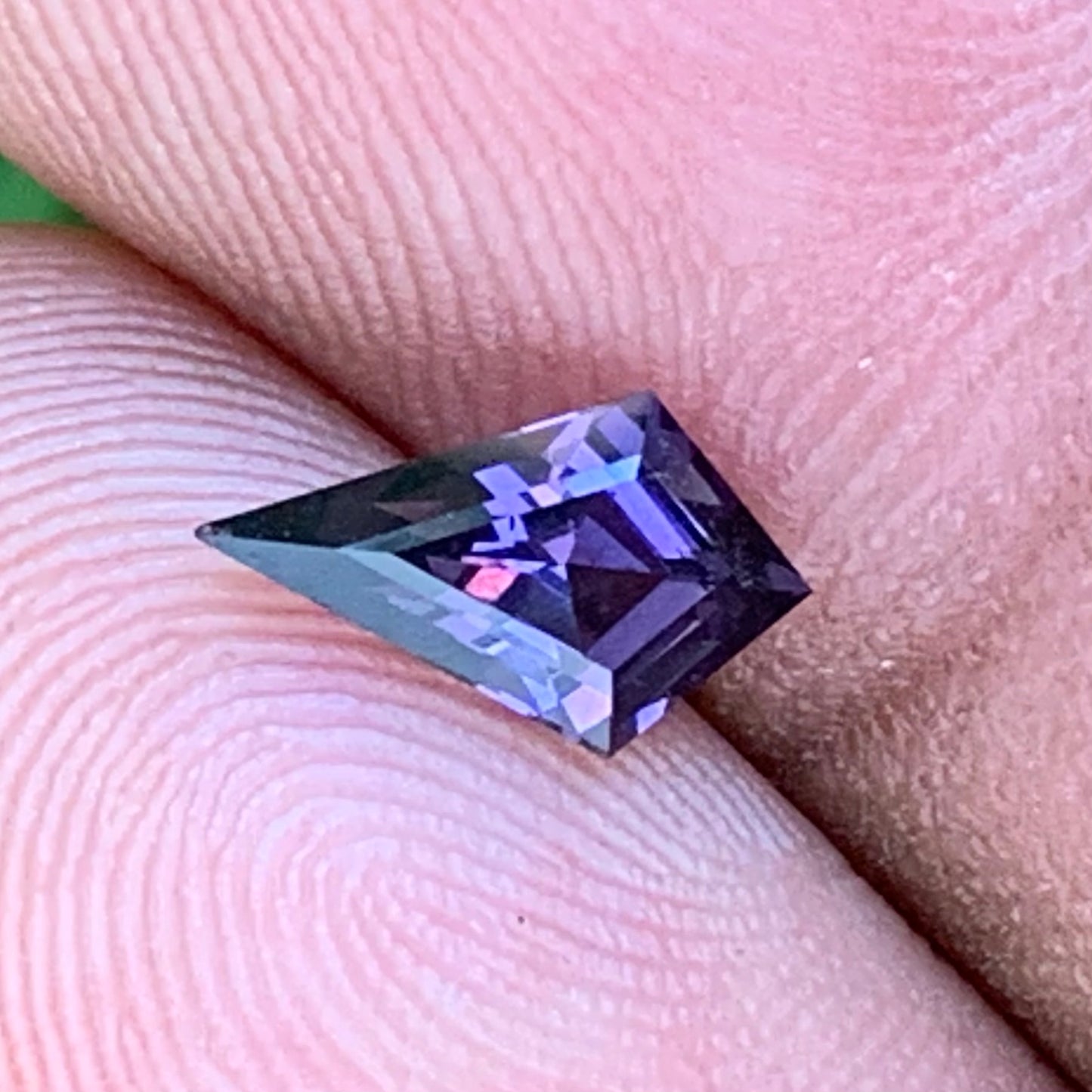 Purple / lavender Spinel Kite 0.90 Ct Loose Gemstone From Sri Lanka