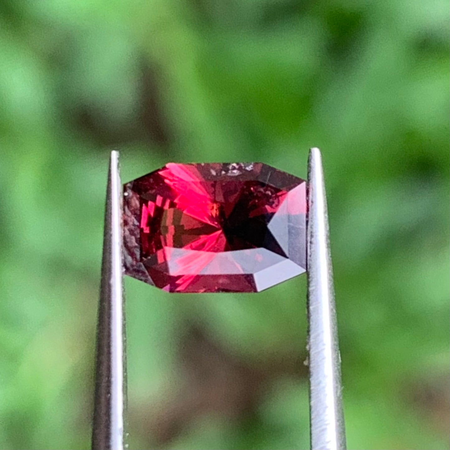 Red Garnet Modified Rectangular 0.98 Ct Natural Loose Gemstone For Jewelry Making 💎✨