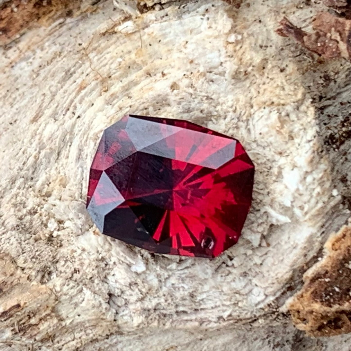 Red Garnet Modified Octagon 1.97 Ct Natural Loose Gemstone For Jewelry Making 💎✨
