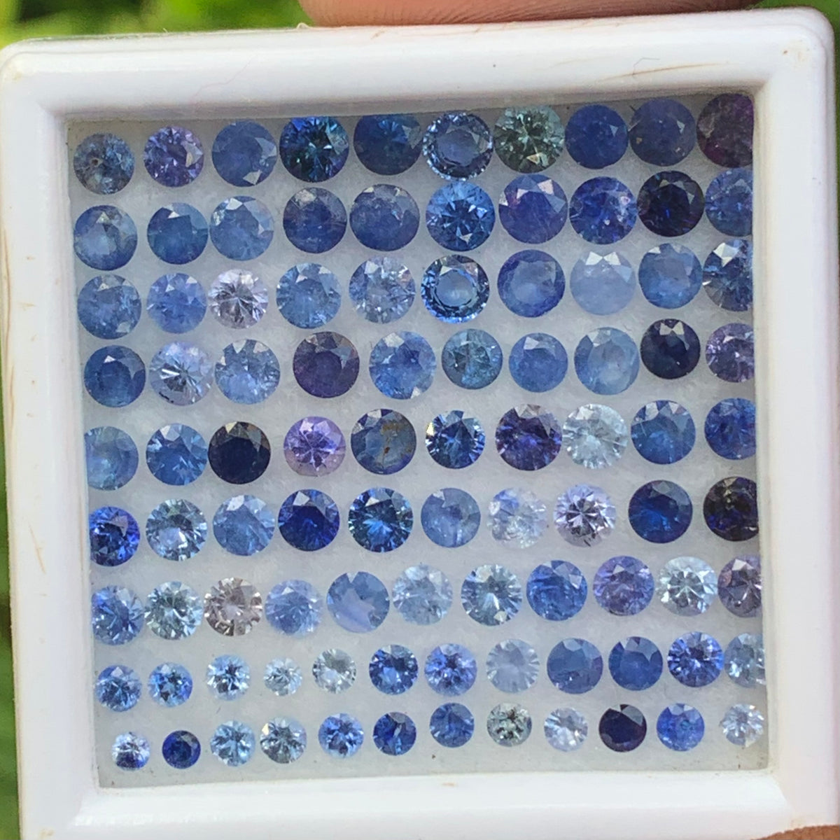 Blue Sapphire 2 - 3.5 mm Rounds 10.20 Ct Loose Gemstone Parcel 95 of Stones