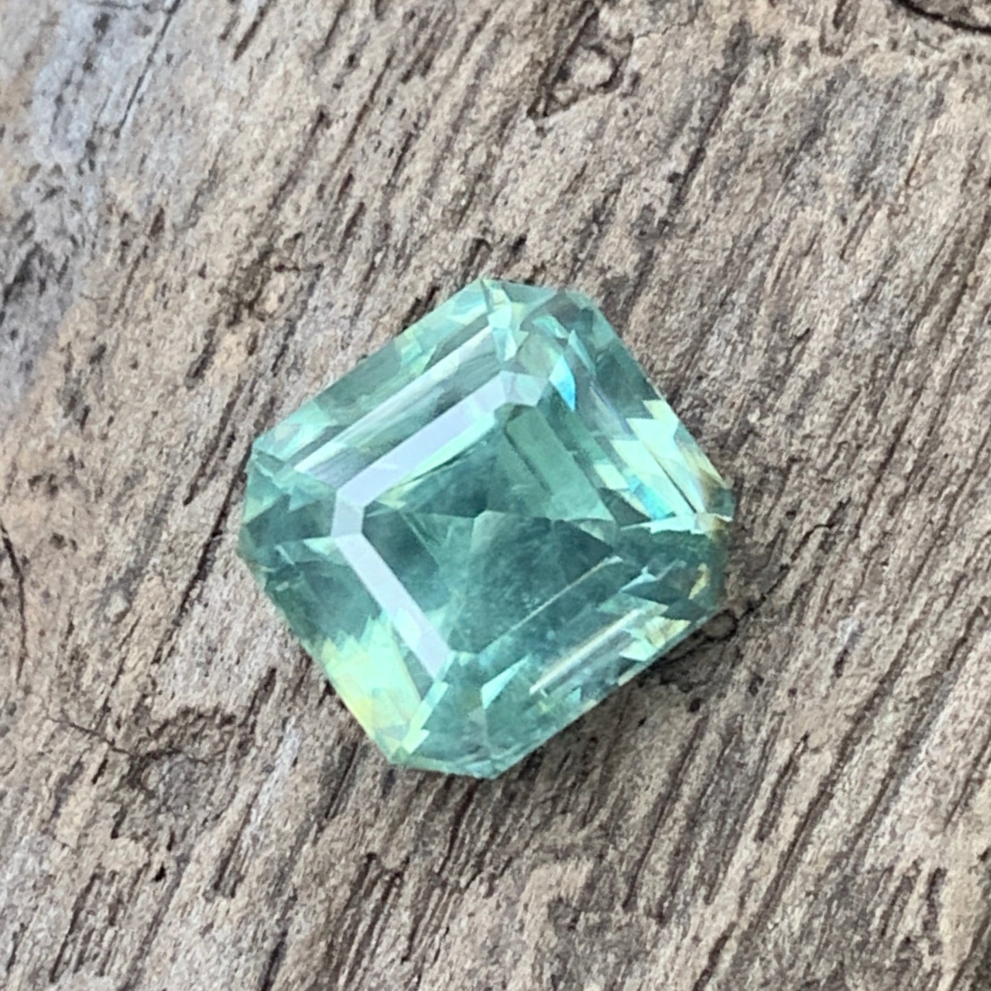 Mint Green Zircon Emerald Cut Octagon 6.20 Ct Loose Gemstone For Contemporary Jewelry