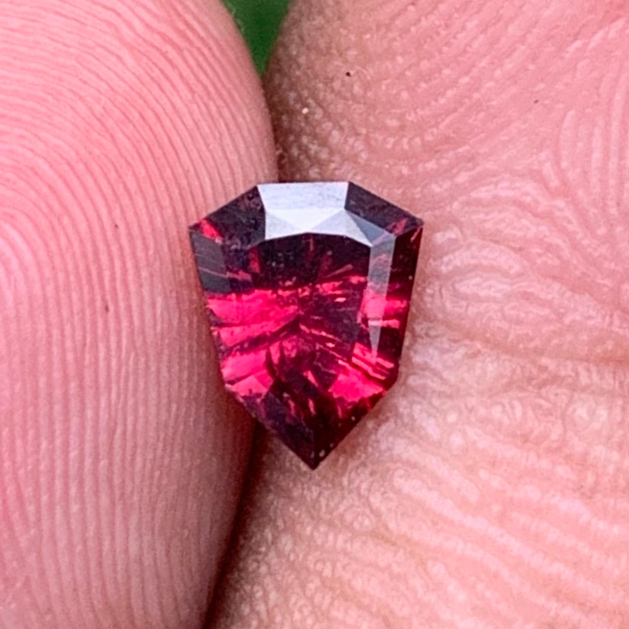 Red Garnet Fantasy / Concave Cut Fancy Shield 0.67 Ct Natural Loose Gemstone For Jewelry Making 💎✨