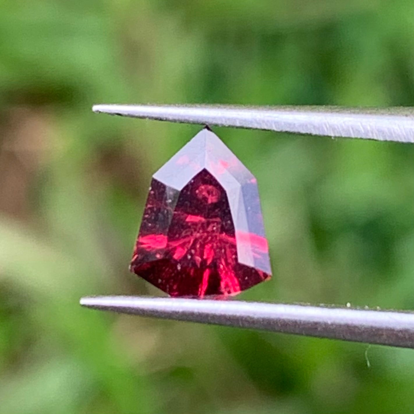 Red Garnet Fantasy / Concave Cut Fancy Shield 0.67 Ct Natural Loose Gemstone For Jewelry Making 💎✨