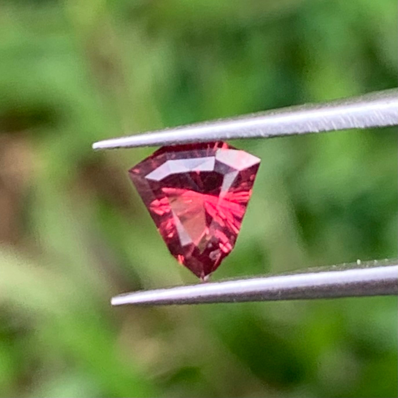 Red Garnet Fantasy / Concave Cut Fancy Shield 0.47 Ct Natural Loose Gemstone For Jewelry Making 💎✨