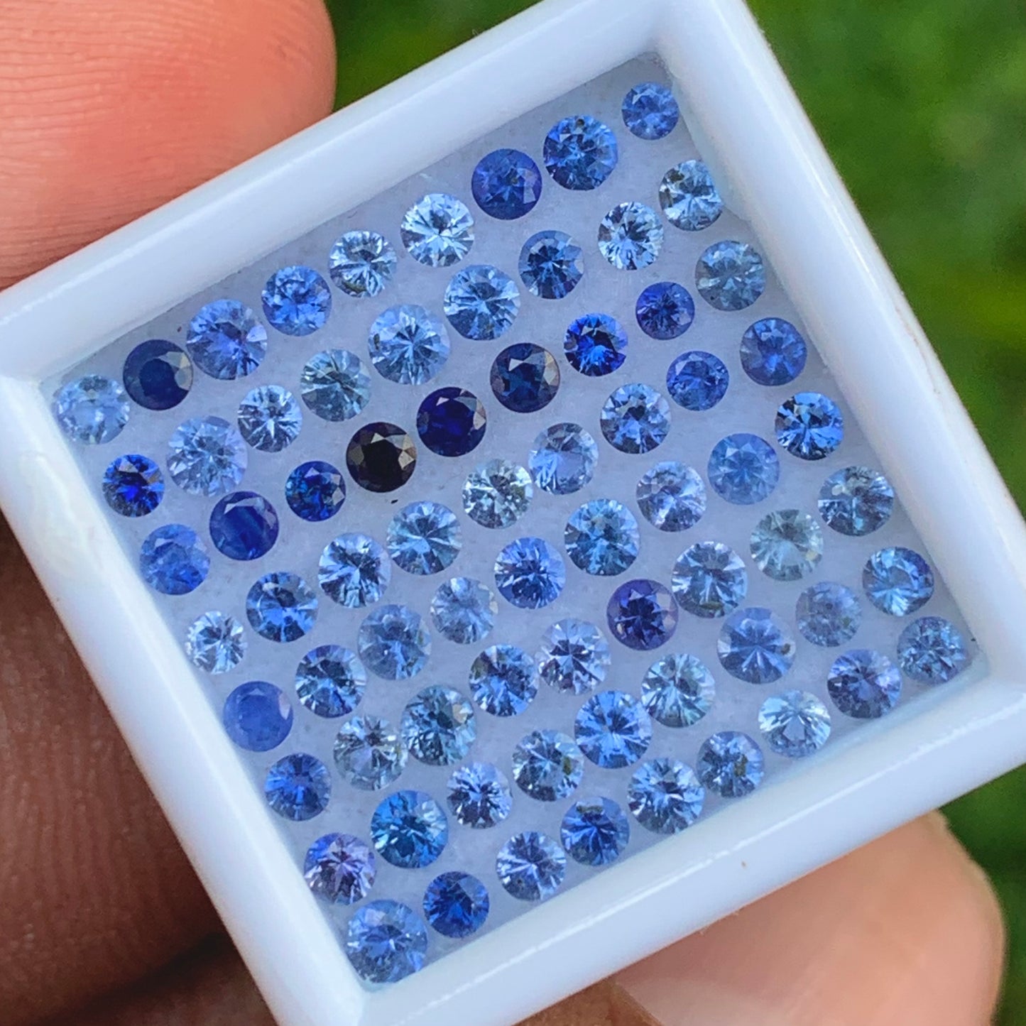 Blue Sapphire 1.7 - 2.6 mm Rounds 3.80 Ct Loose Gemstone Parcel of 72 Stones
