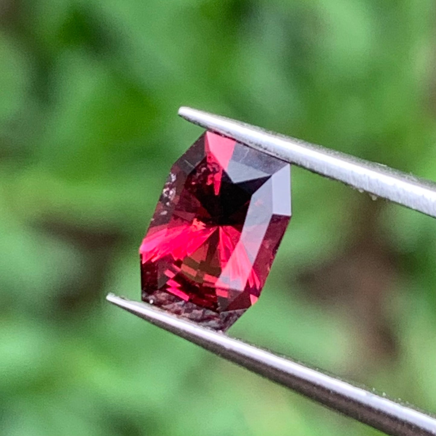 Red Garnet Modified Rectangular 0.98 Ct Natural Loose Gemstone For Jewelry Making 💎✨