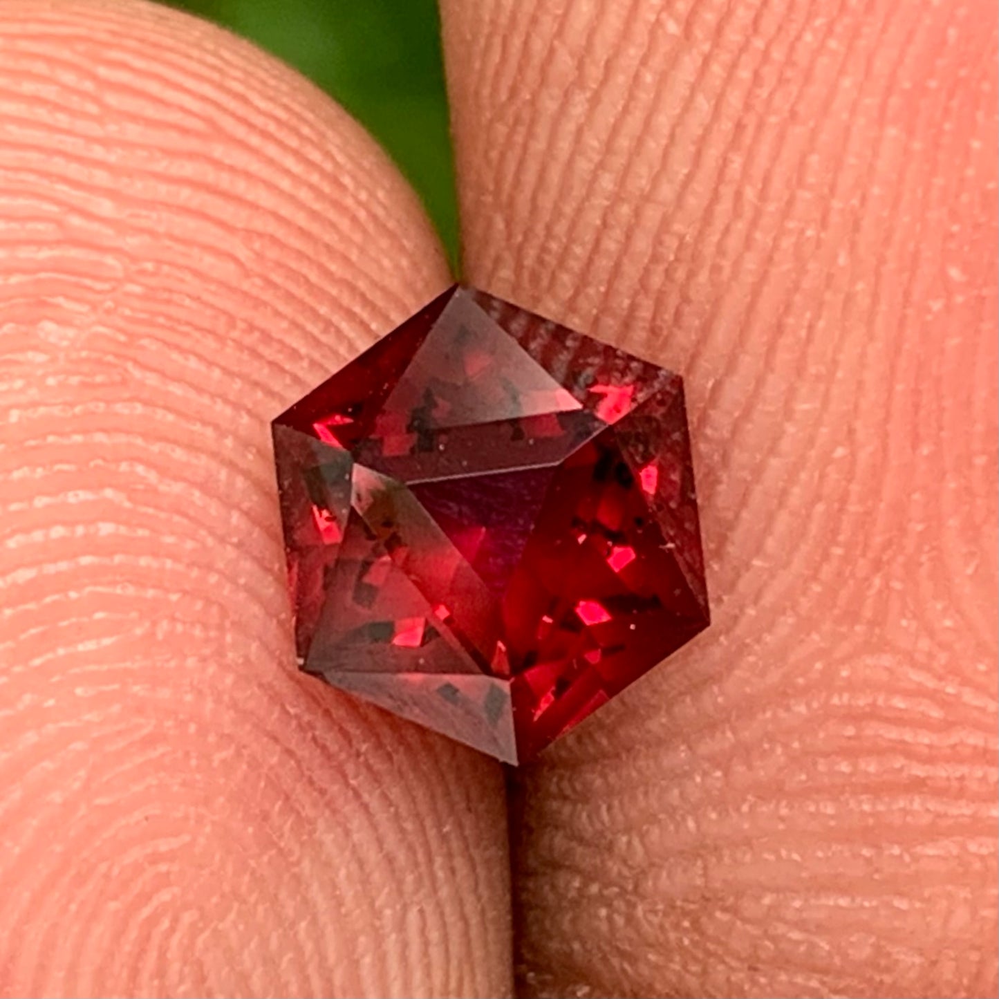 Natural Red Garnet Hexagon Fancy Lotus Cut Design 1.55 Ct Loose Gemstone for Jewelry Making