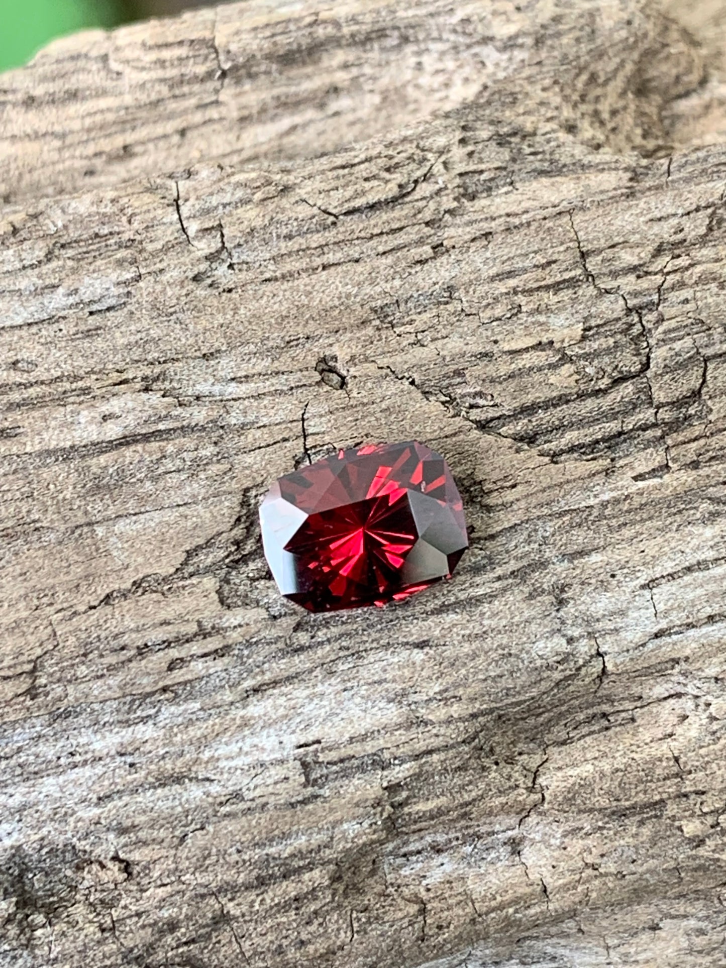 Garnet Deep Red Modified Rectangular Cushion 7 mm / 1.23 Ct Natural Loose Gemstone For Jewelry Making