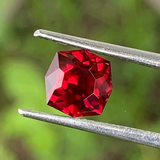 Deep Red Garnet Octagonal Flower 2.00 Ct Creative Cut Loose Gemstone