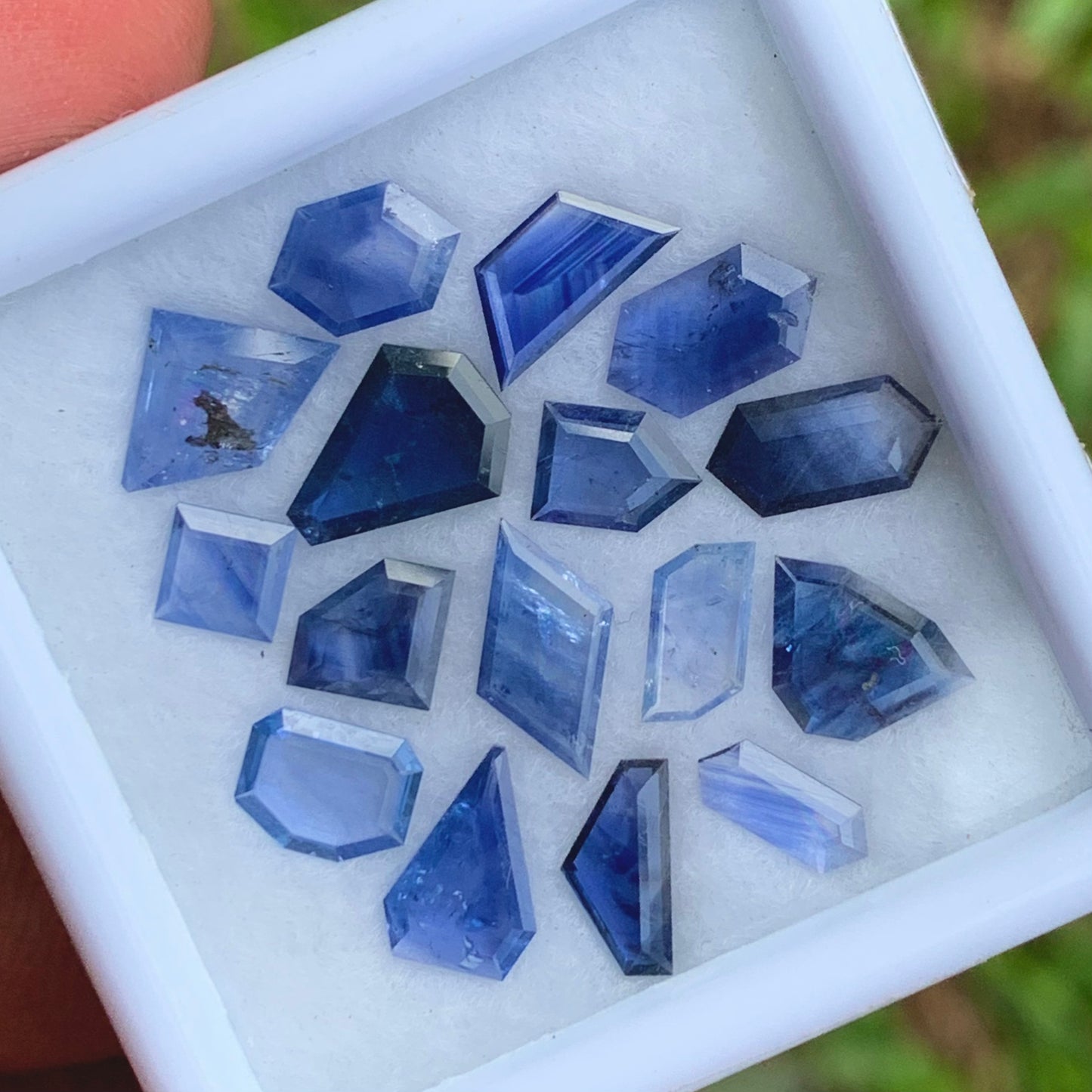 Blue Sapphire Portrait Cut Geometric Shape Tablets Natural Heated Only Loose Gemstone Parcel 8.18 Ct / 16 Gemstones From Sri Lanka