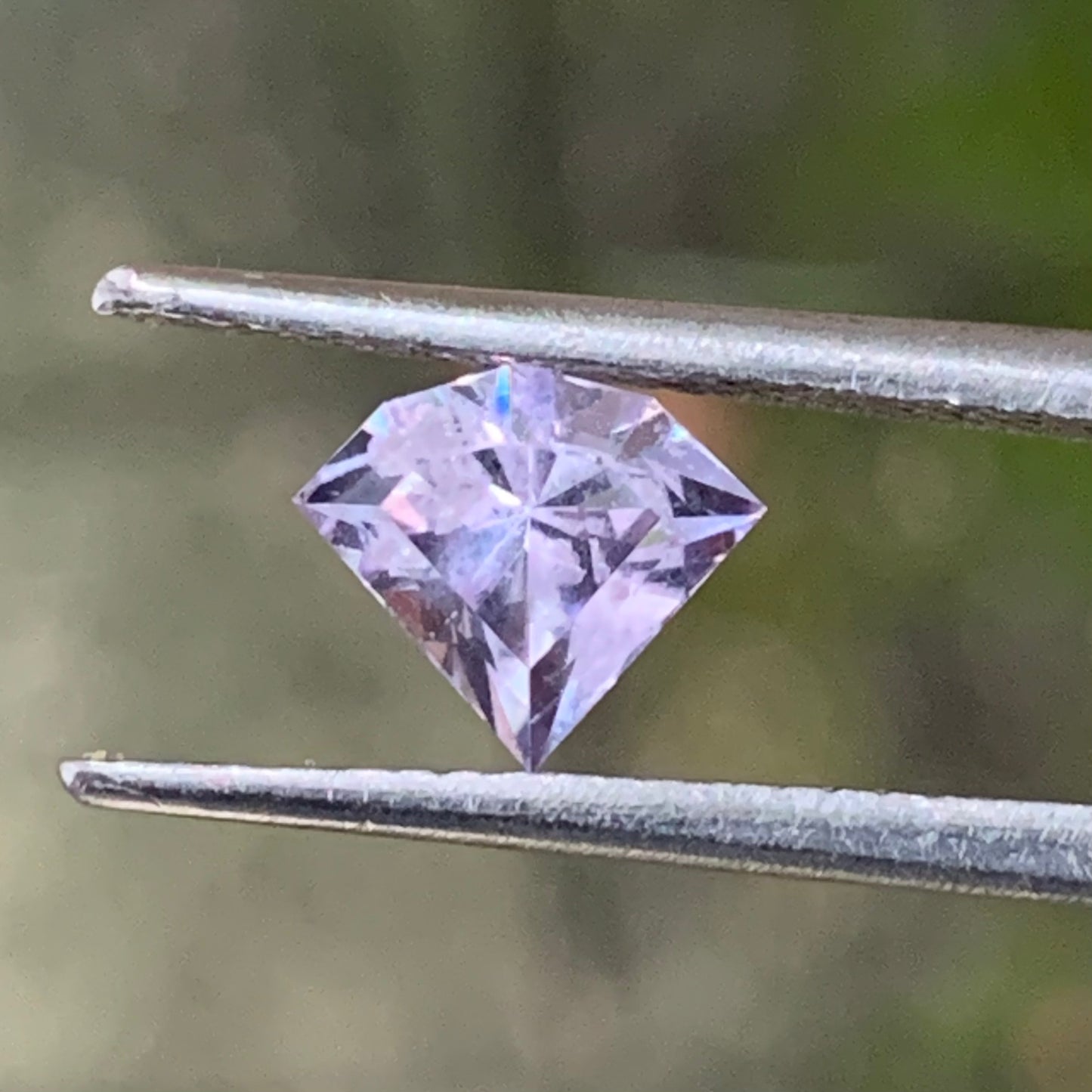Lavender Spinel Fancy Geometric Shape Modified Trillion 0.9 Ct Natural Loose Gemstone From Sri Lanka