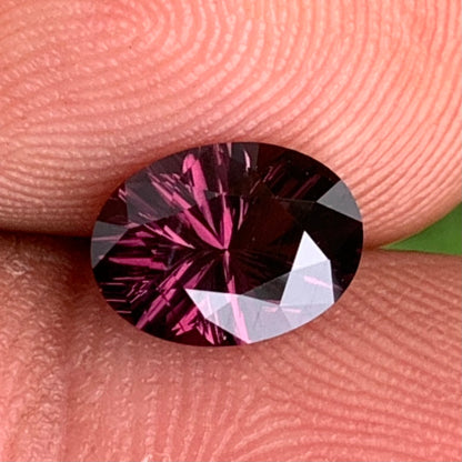 Natural Spinel Oval 1.43 Ct Velvet Concave Cut Loose Gemstone For Jewelry Making