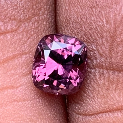 Velvet Spinel Rectangular Cushion 1.96 Ct Loose Gemstone For Jewelry Making