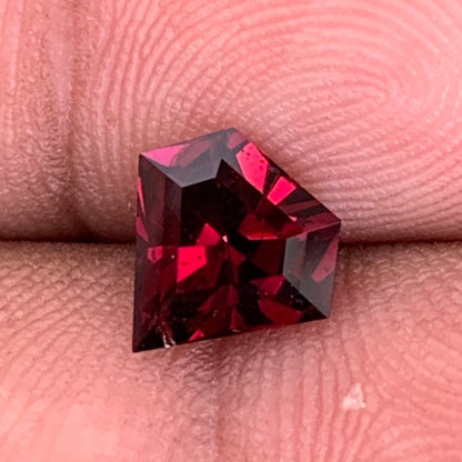 Red Garnet Kite 1.95 Ct Natural Geometric Shape Unheated Loose Gemstone from Sri Lanka