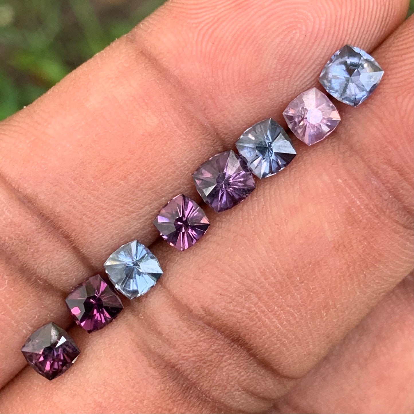 Natural Spinel Signature Flower Cut Loose Gem Parcel of 4.9 Ct / 8 Natural Gemstones For Contemporary Jewelry