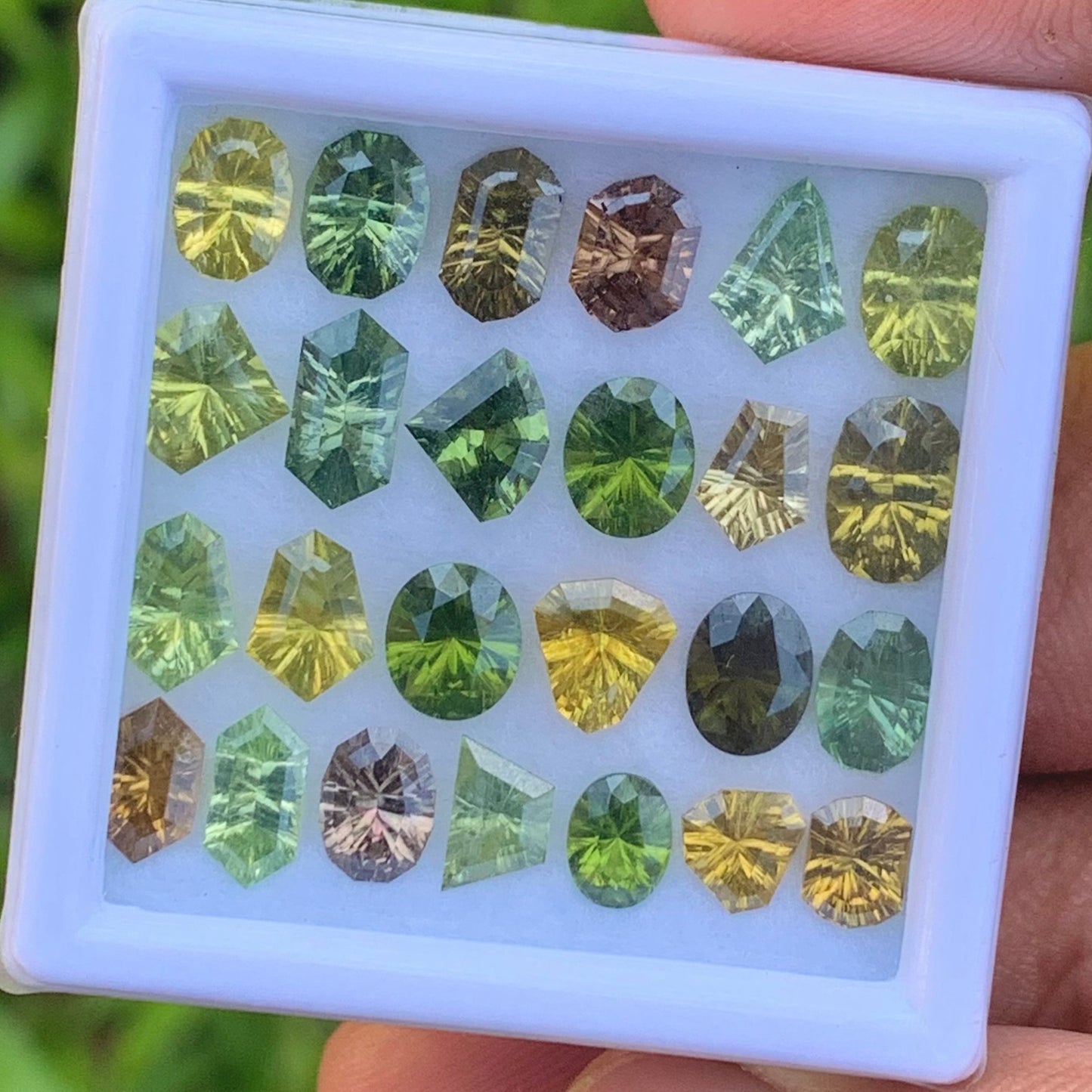 Zircon Parcel Of Fantasy / Concave Cut Different Geometric Shapes Loose Gemstones 18.76 Ct / 25 Multicolor Gemstones for Jewelry Making