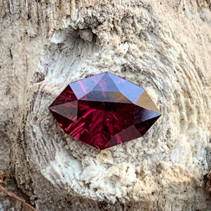 Red Garnet Fantasy / Concave Cut Modified Marquise 1.63 Ct Natural Loose Gemstone For Jewelry Making