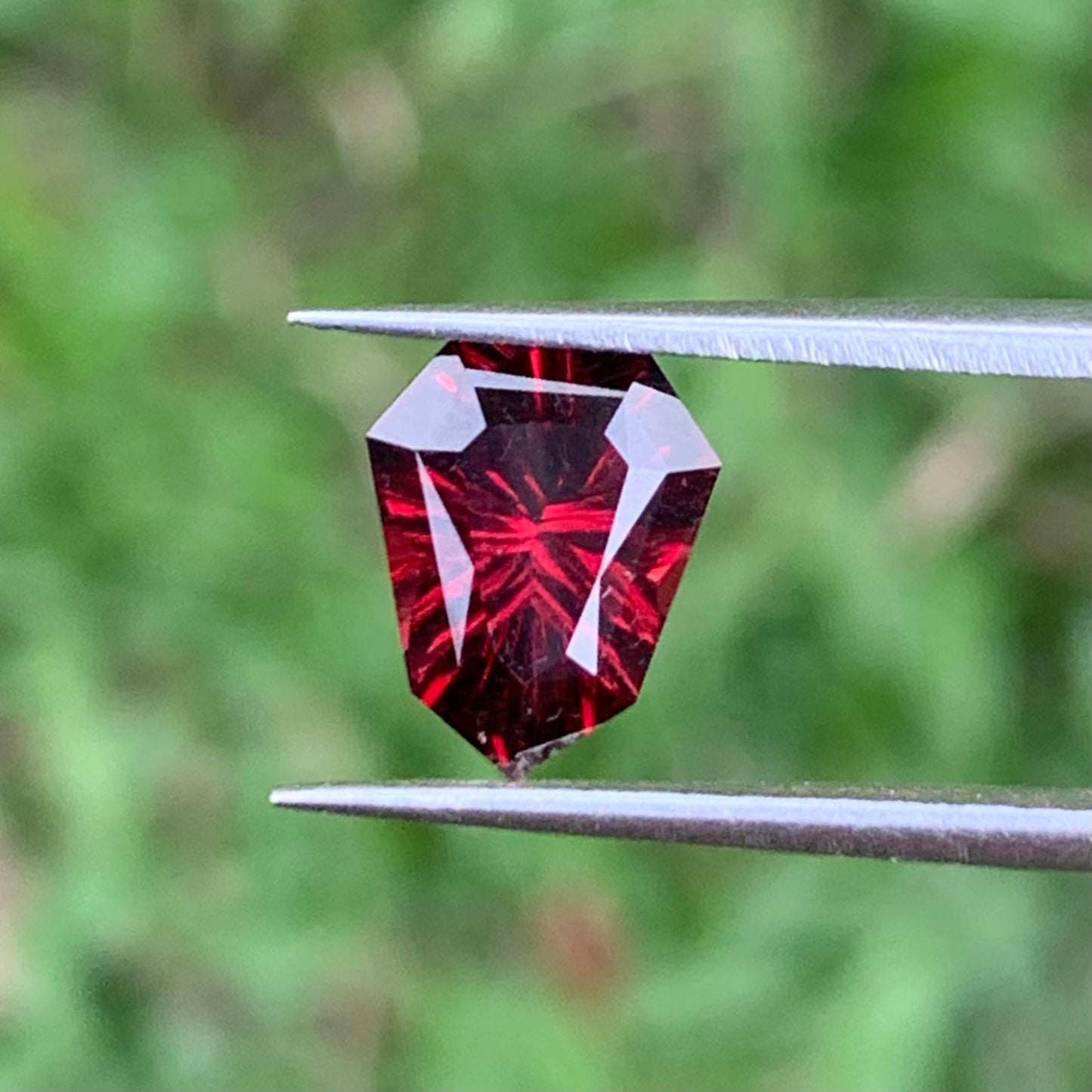 Red Garnet Fantasy / Concave Cut Fancy Shield 1.79 Ct Natural Loose Gemstone For Jewelry Making 💎✨