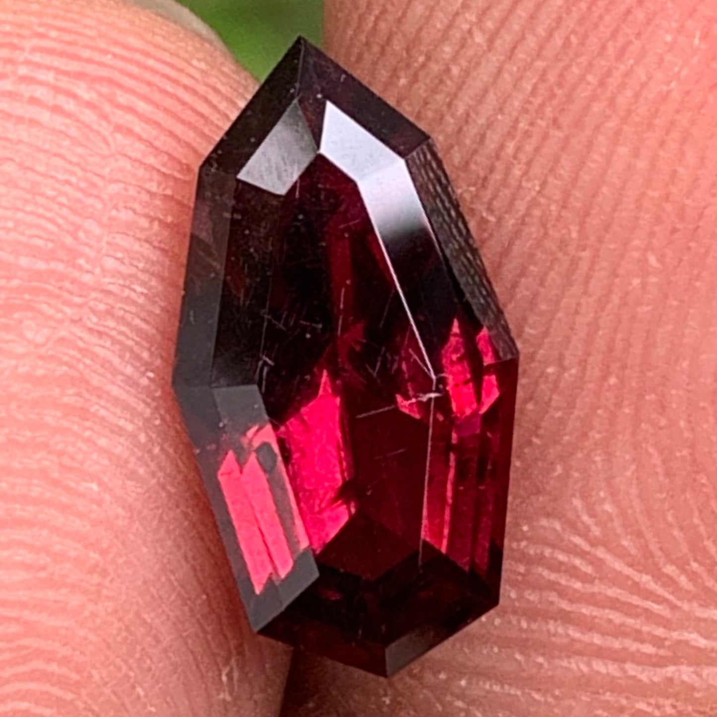 Natural Garnet Loose Stone, Geometric Cut Fancy Design Red Gemstone, for Jewelry Making 2.80 Ct Stone