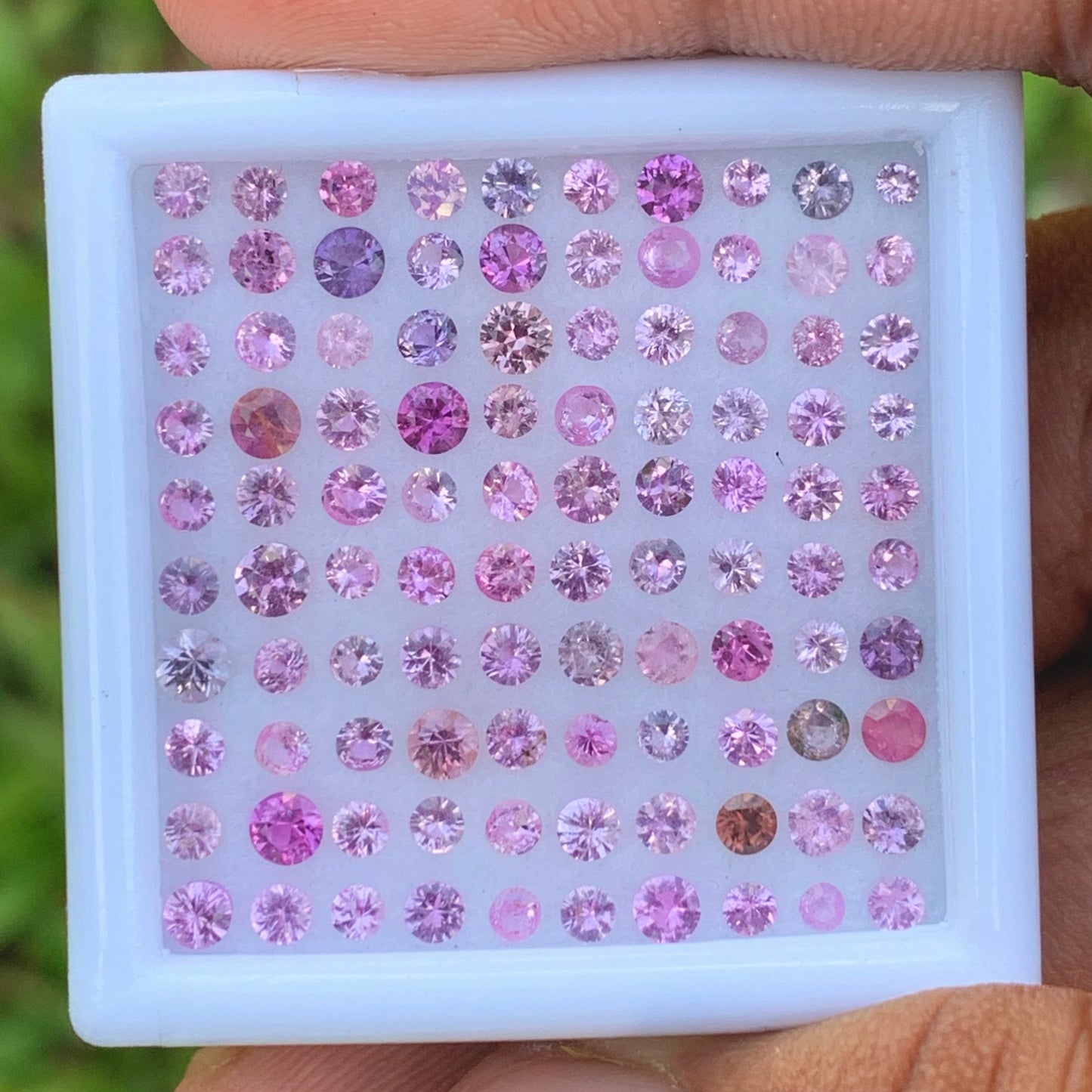 Unheated Pink & Purple 1.8 - 3.1 mm Sapphire Rounds 6 Ct Loose Gemstone Parcel of 100 Stones