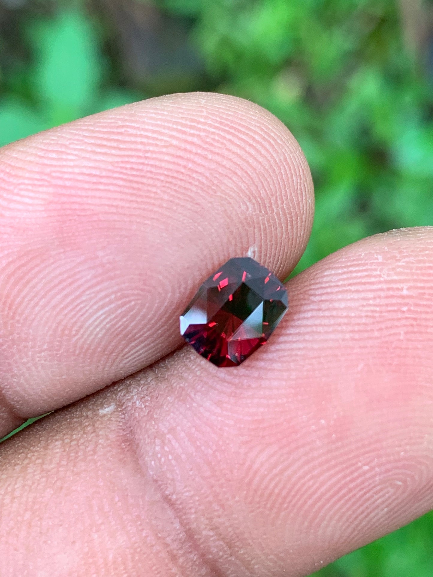 Garnet Deep Red Modified Rectangular Cushion 7 mm / 1.23 Ct Natural Loose Gemstone For Jewelry Making