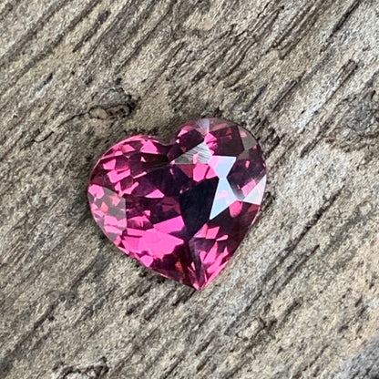 Pink Spinel Heart 1.69 Ct Loose Gemstone For Contemporary Jewelry
