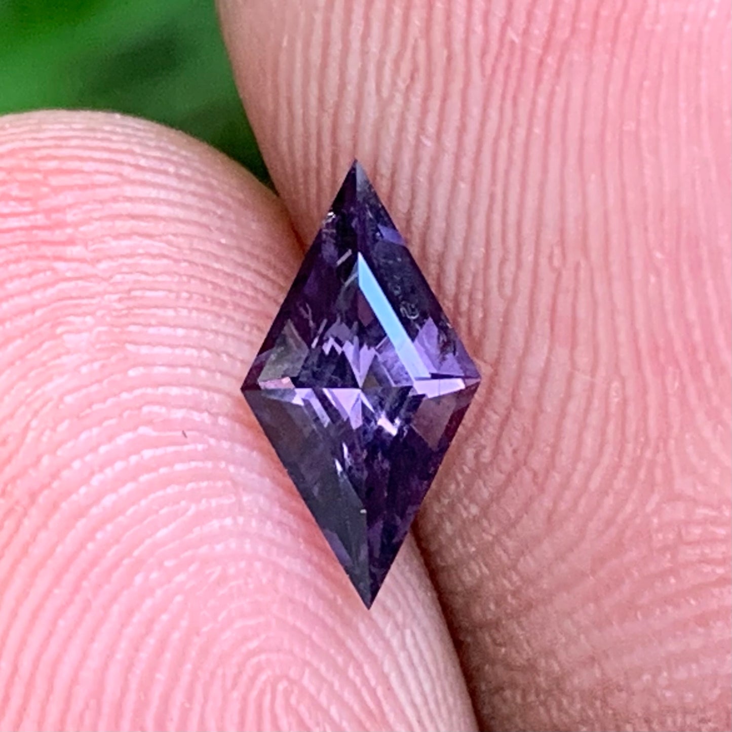 Purple Spinel Lozenge 0.90 Ct Loose Gemstone From Sri Lanka