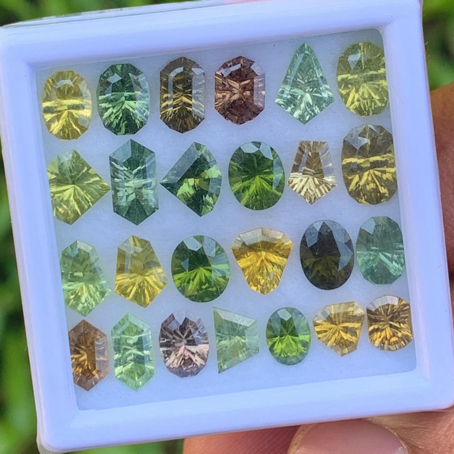 Zircon Parcel Of Fantasy / Concave Cut Different Geometric Shapes Loose Gemstones 18.76 Ct / 25 Multicolor Gemstones for Jewelry Making