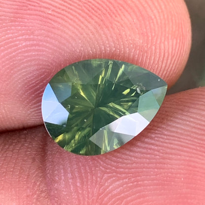 Green Zircon Concave Cut / Fantasy Cut Pear 4.79 Ct Natural Loose Gemstone From Sri Lanka