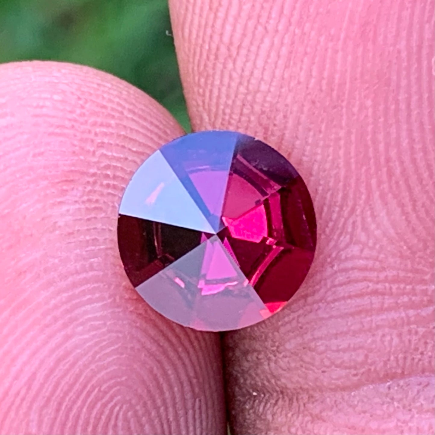 Red Garnet Creative Round 2 Ct Natural Loose Gem
