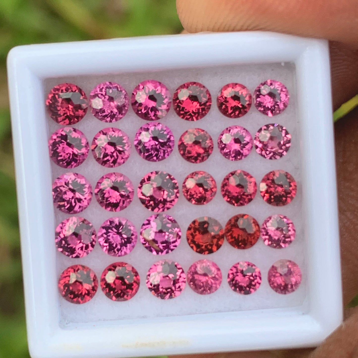 Red Garnet 3 - 3.5 mm Football Cut Rounds 5.35 Ct / Stones Parcel of Natural Loose Gemstones From Sri Lanka
