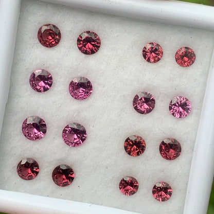 Garnet Round Pairs 8 Fantasy Cut / Concave Cut 3.2 -4 mm / 3.27 Ct Natural Loose Gemstones For Earrings