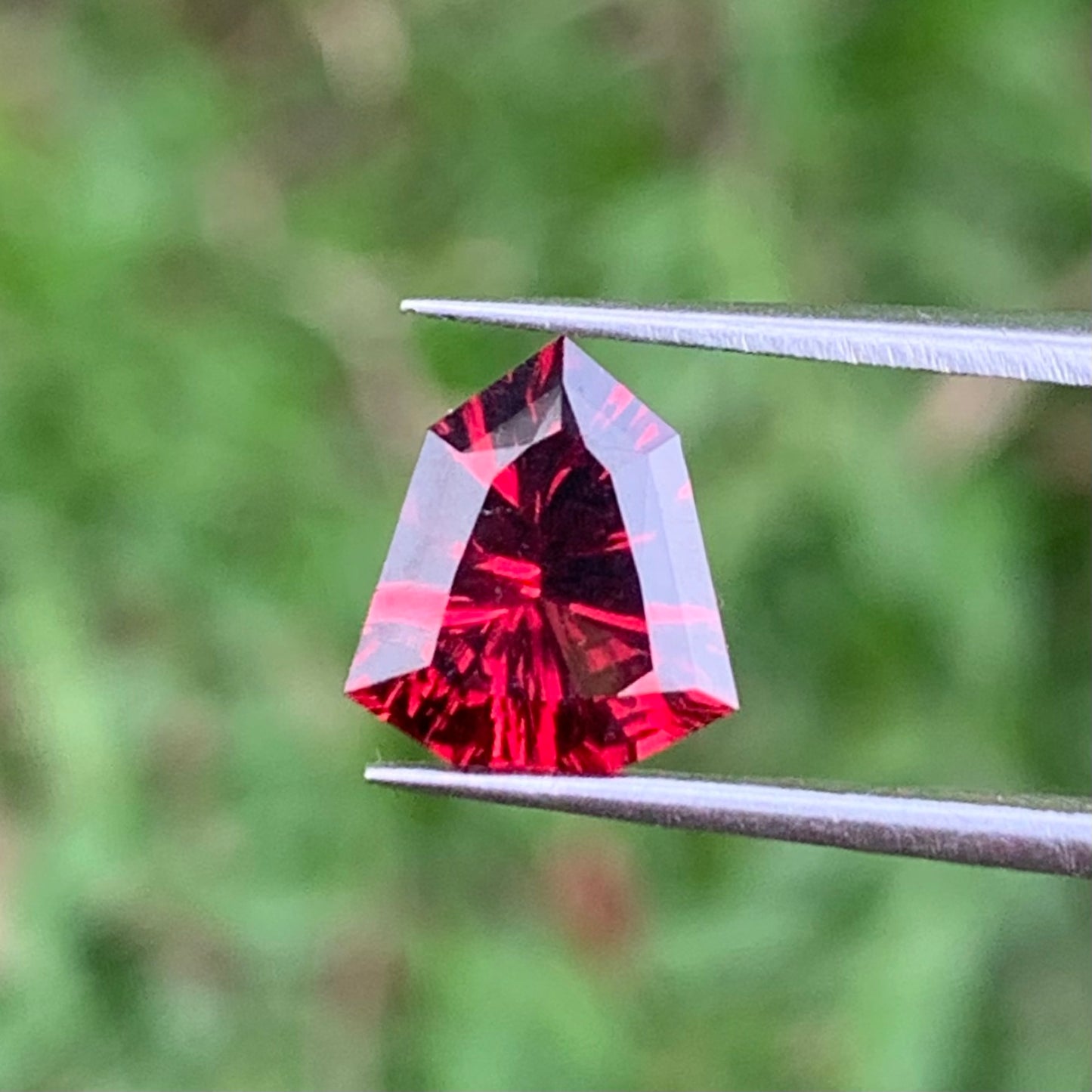 Red Garnet Fantasy / Concave Cut Fancy Shield 1.80 Ct Natural Loose Gemstone For Jewelry Making 💎✨