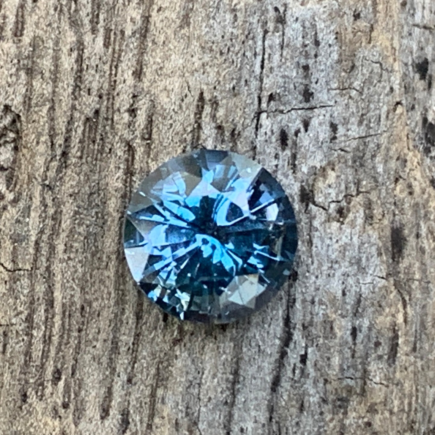 Teal Blue Spinel 6.1 mm Round 1.26 Ct Loose Gemstone For Contemporary Jewelry
