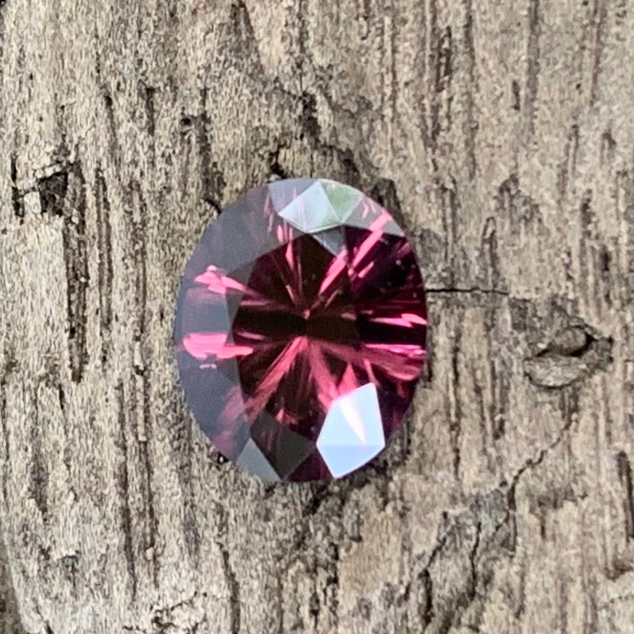 Velvet Spinel Concave Cut / Fantasy Cut Oval 1.13 Ct Natural Loose Gemstone From Sri Lanka