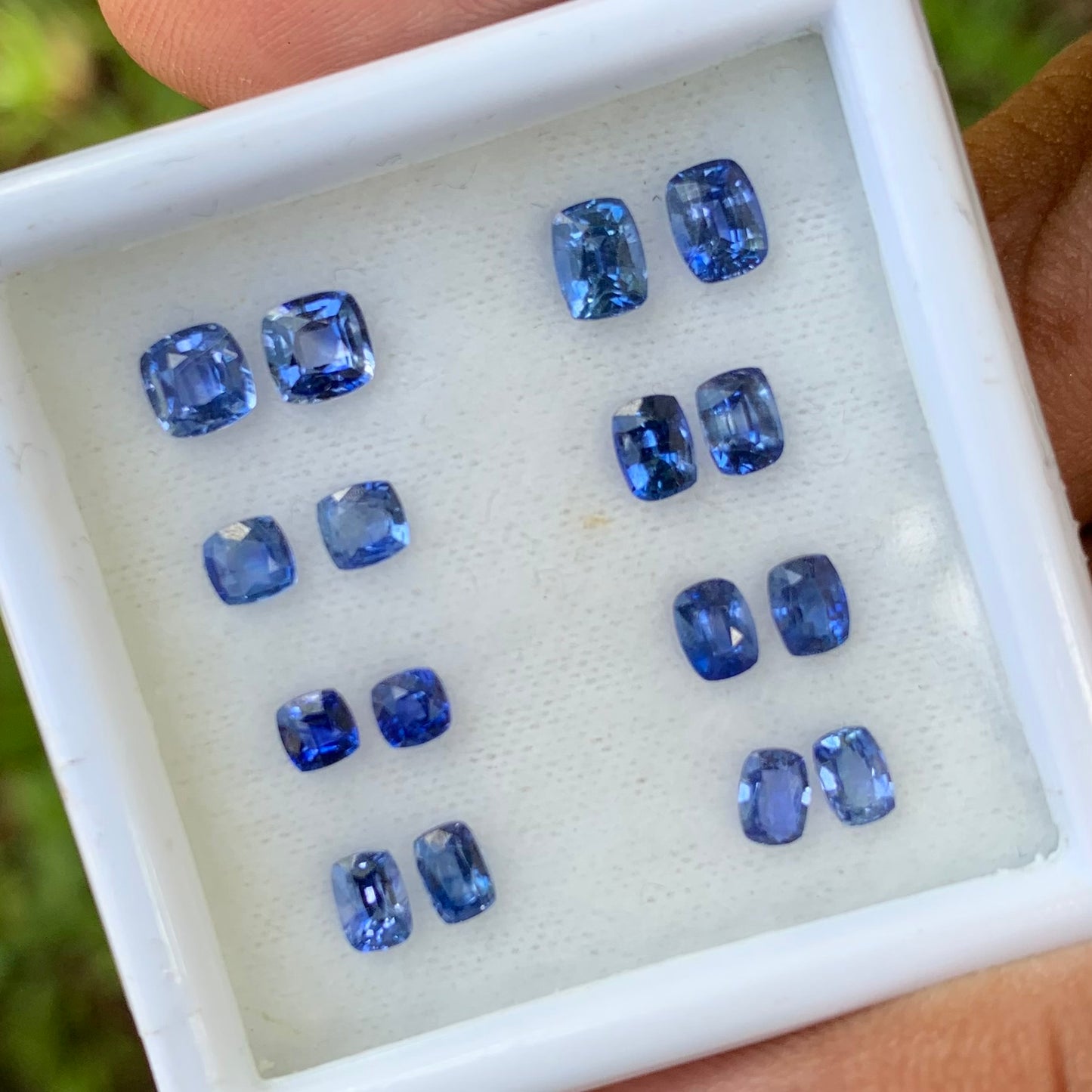 Blue Sapphire Heated Only 8 Pairs 4.06 Ct Natural Loose Gemstones For Earrings